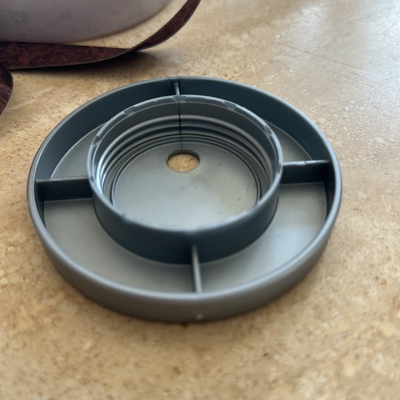 Star Wars (hard to get item) Blue Milk Disneyland Galaxy's Edge Oga’s CantinaBar - Picture 6 of 11